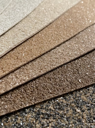 Revestimento de pedras naturais aplicado pela GL Reformas em Belém.